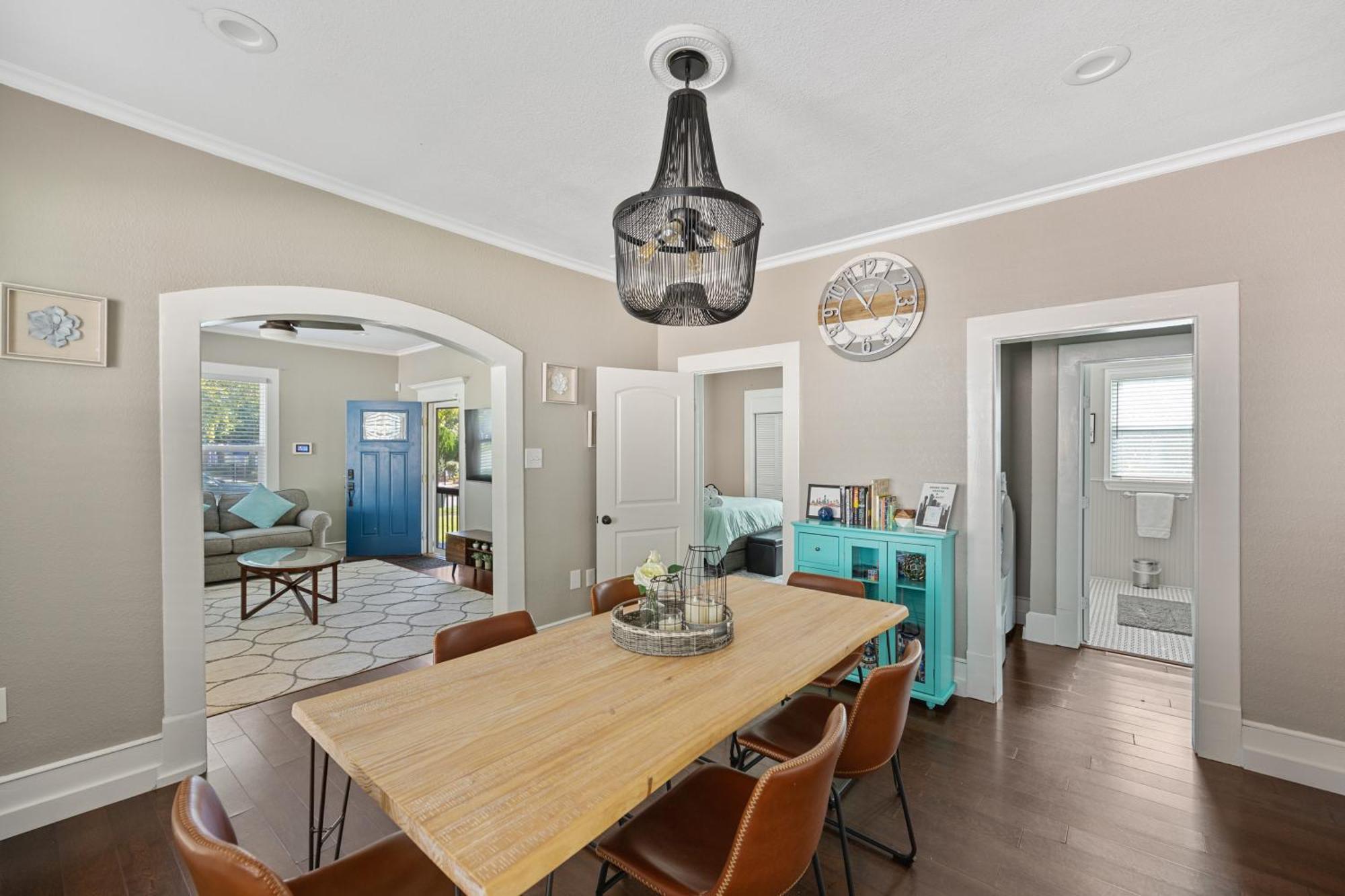 Holiday home Charming Craftsman Close By Bishop Arts & Downtown