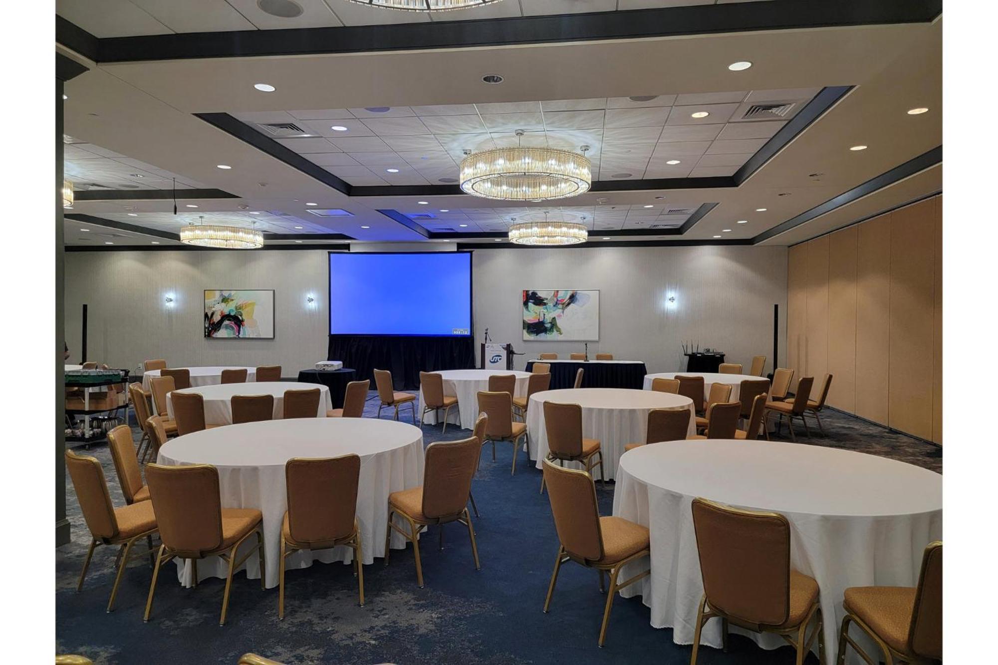 Hotel Crowne Plaza Downtown By Ihg