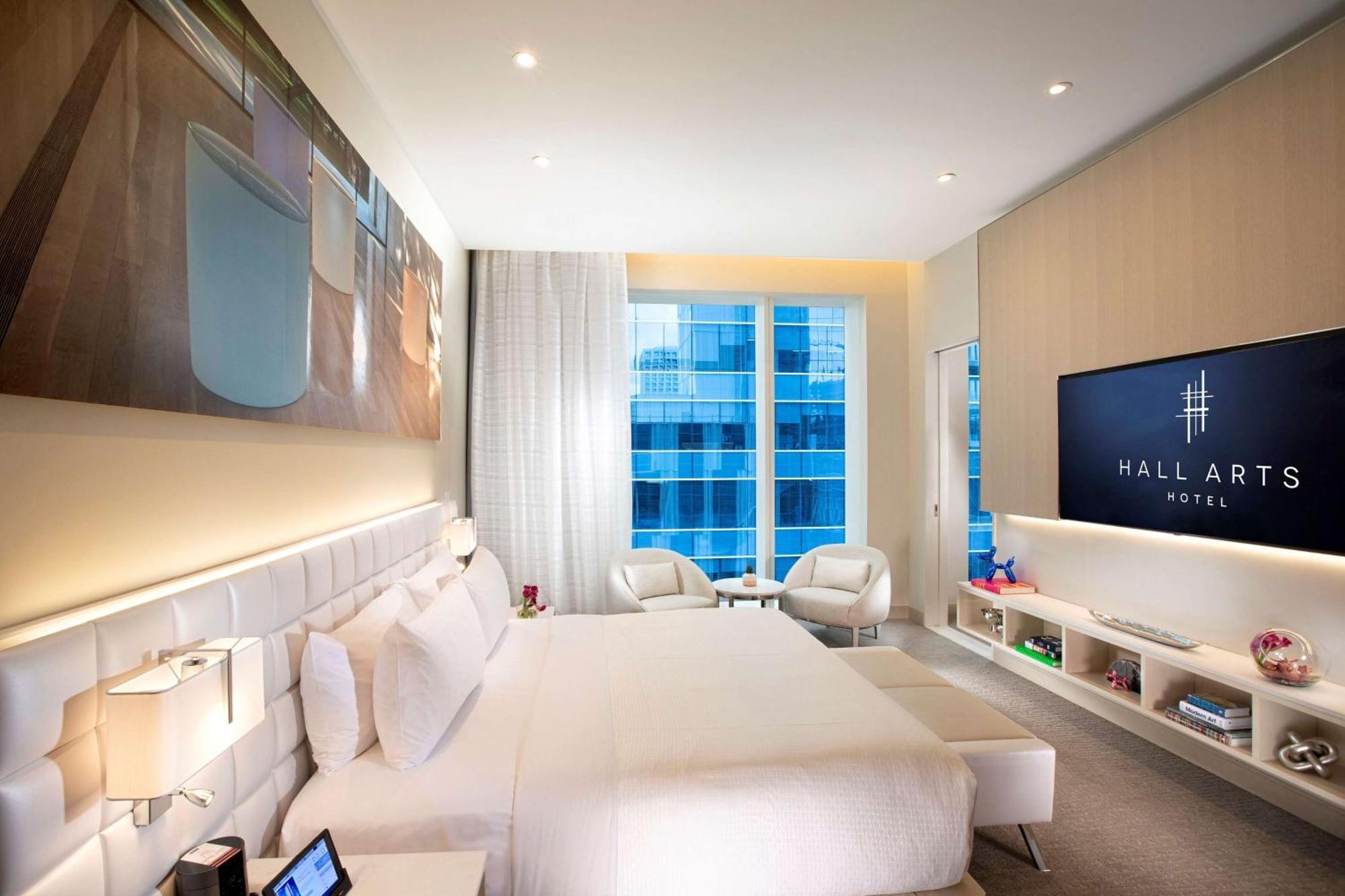 Hall Arts Dallas, Curio Collection By Hilton
