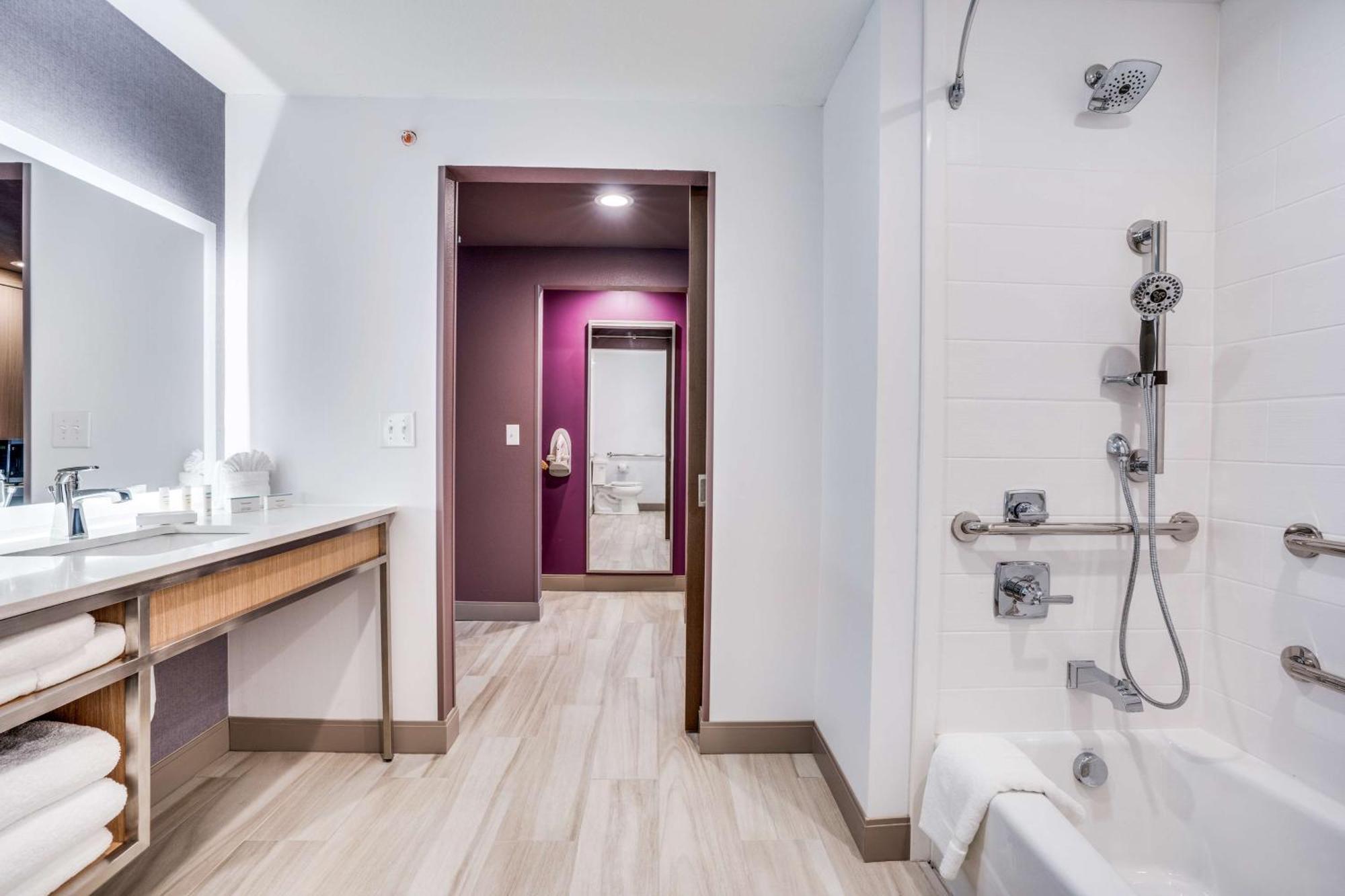 Hilton Garden Dallas-central Expy/north Park Area, Tx Hotel Dallas