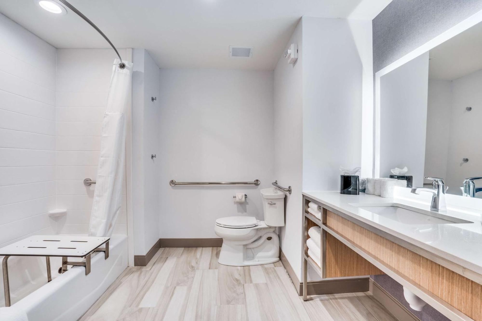 Hilton Garden Dallas-central Expy/north Park Area, Tx Hotel
