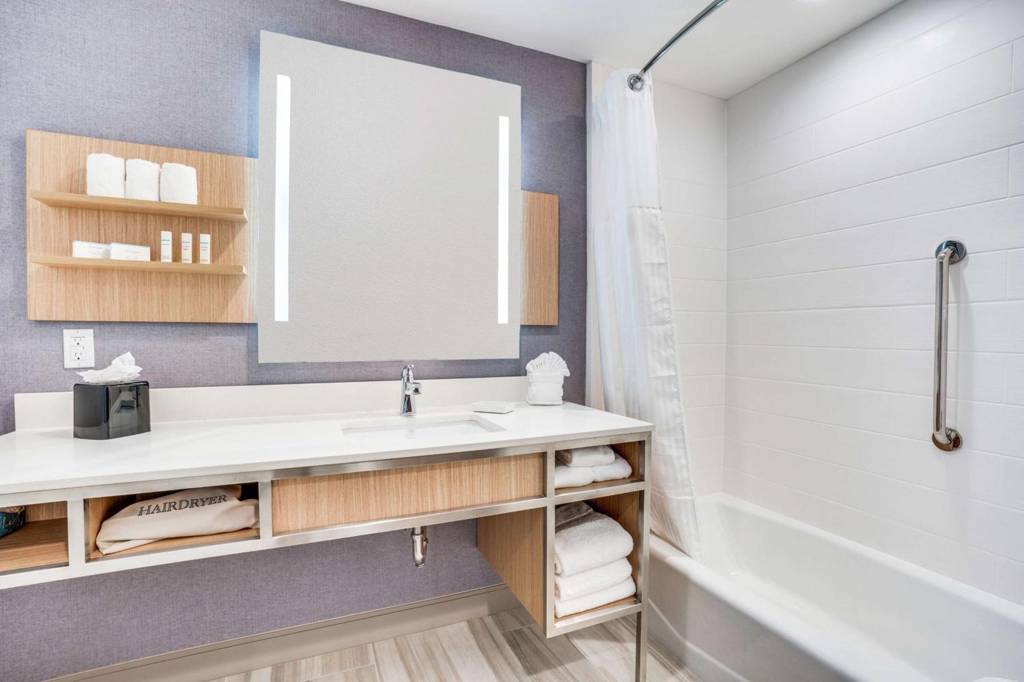 Hilton Garden Dallas-central Expy/north Park Area, Tx 3*