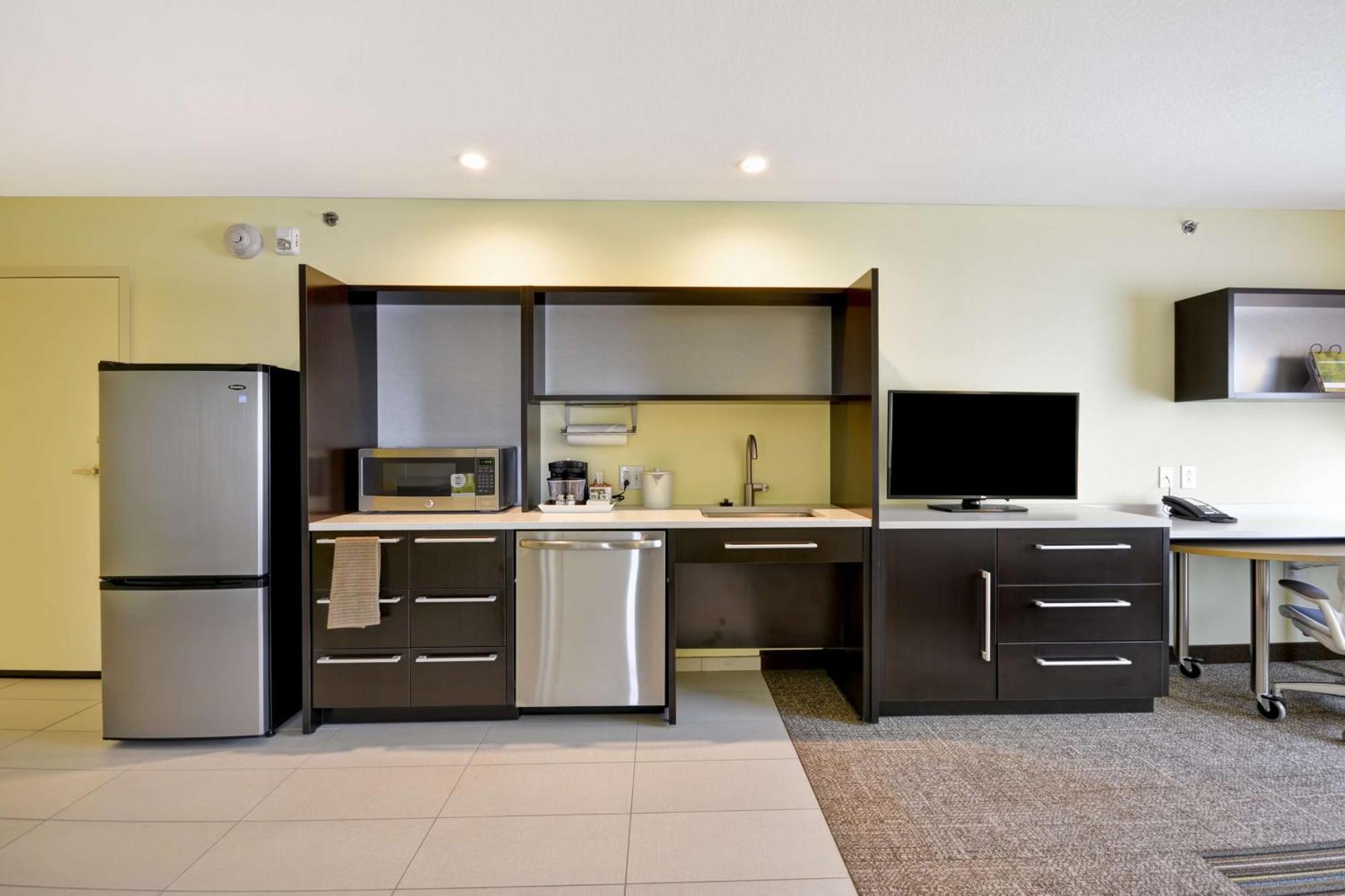Home2 By Hilton North Park 3*