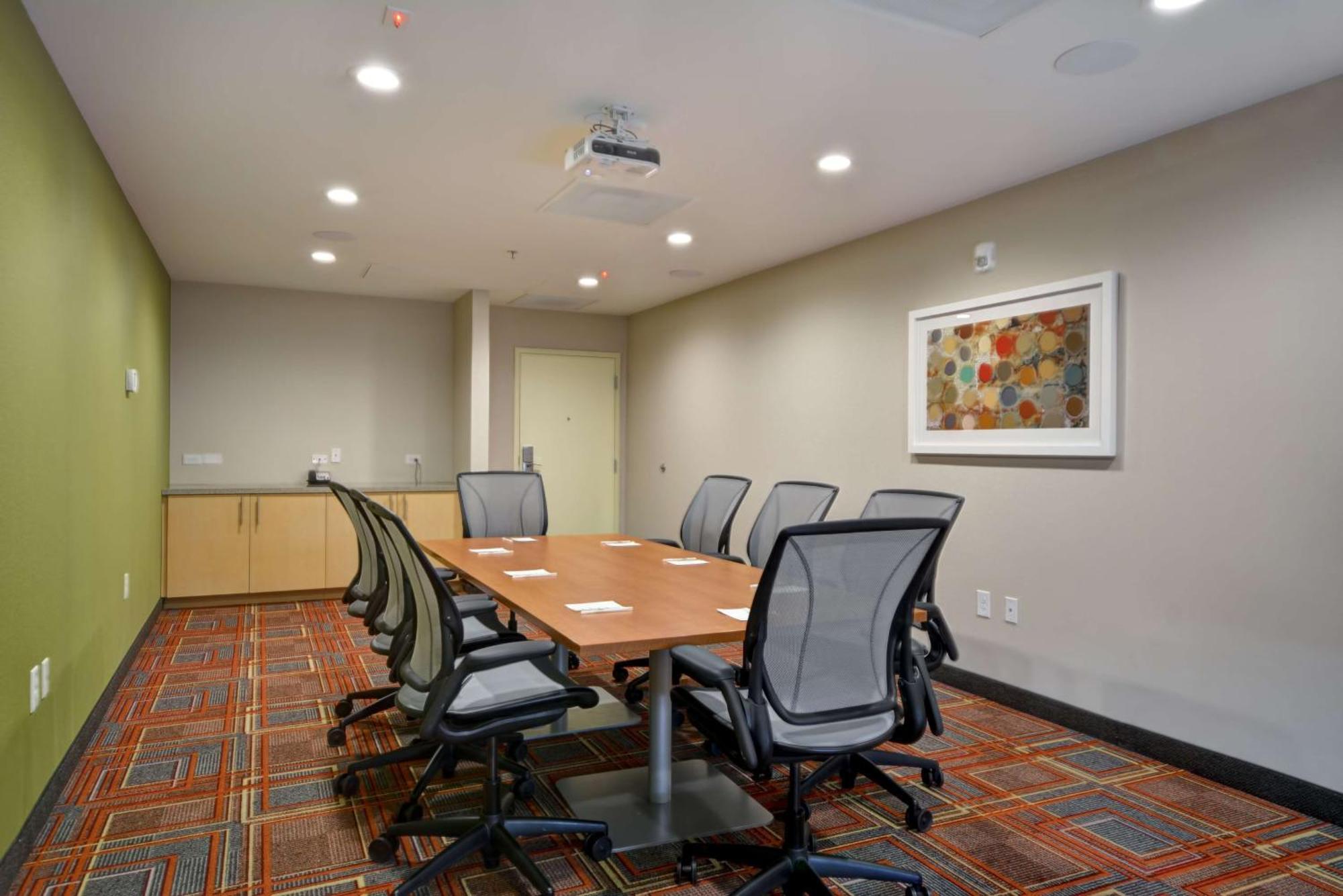 Home2 By Hilton North Park 3* Dallas