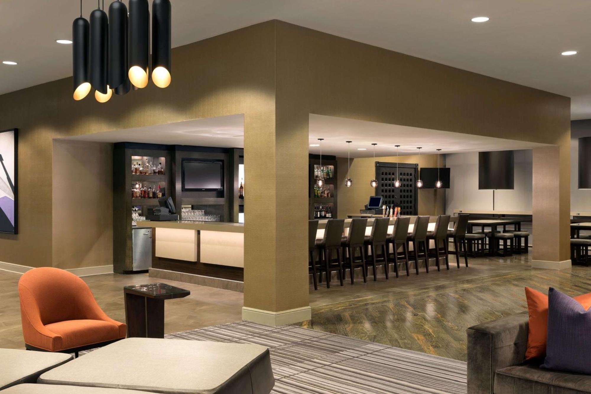 Doubletree By Hilton Campbell Centre Hotel