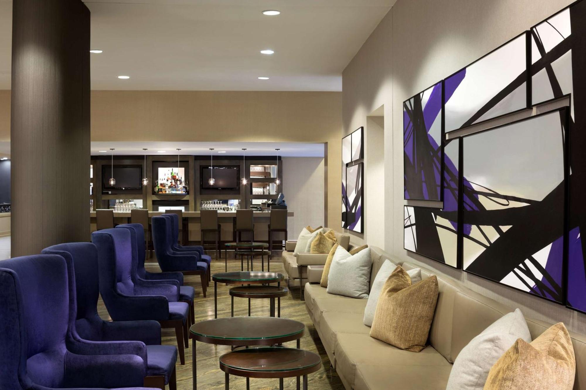 Doubletree By Hilton Campbell Centre Hotel