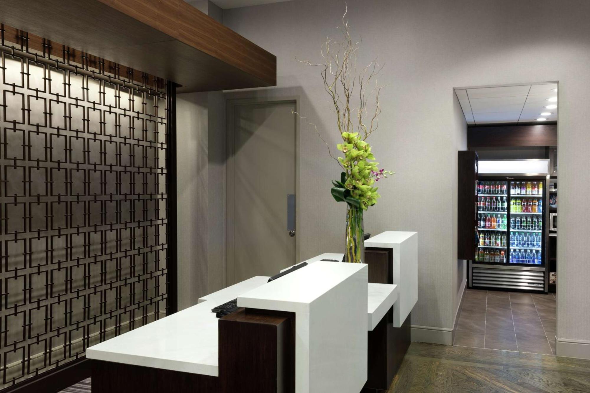 Doubletree By Hilton Campbell Centre