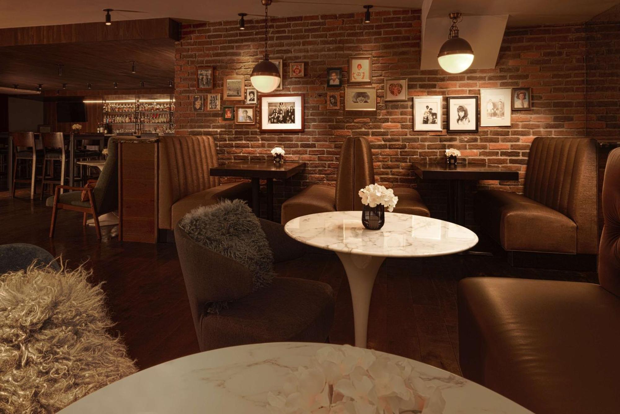 The Statler Dallas, Curio Collection By Hilton