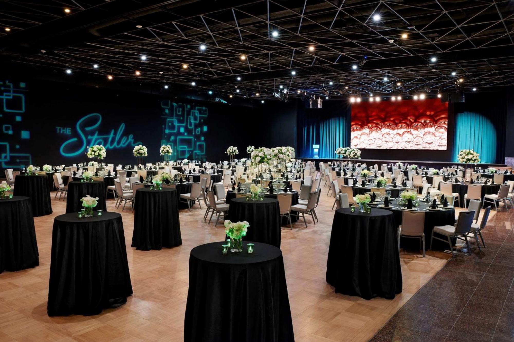 Hotel The Statler Dallas, Curio Collection By Hilton 4*