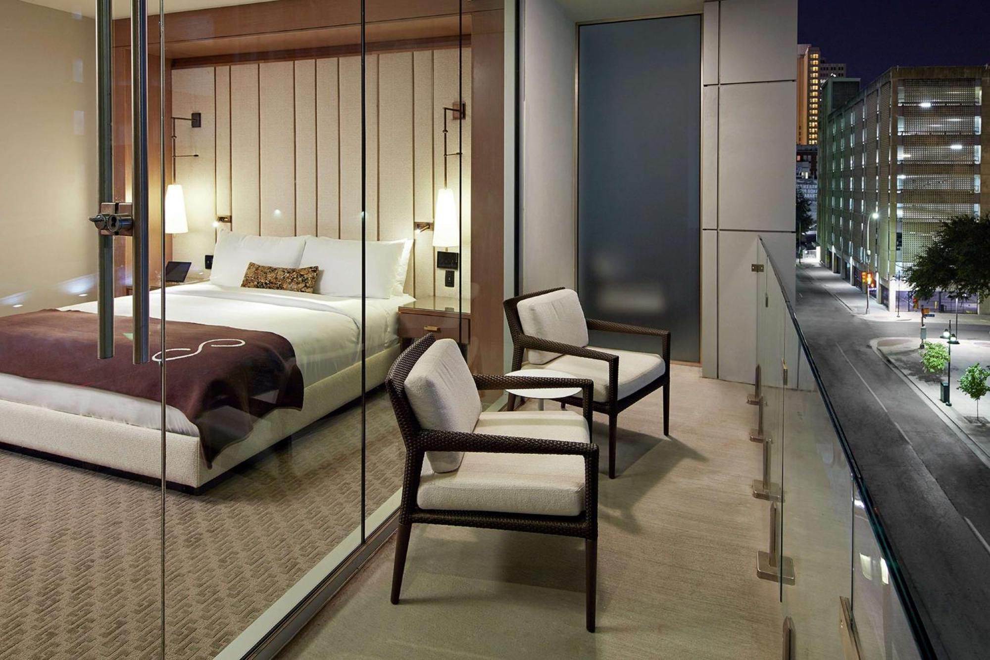 The Statler Dallas, Curio Collection By Hilton 4*