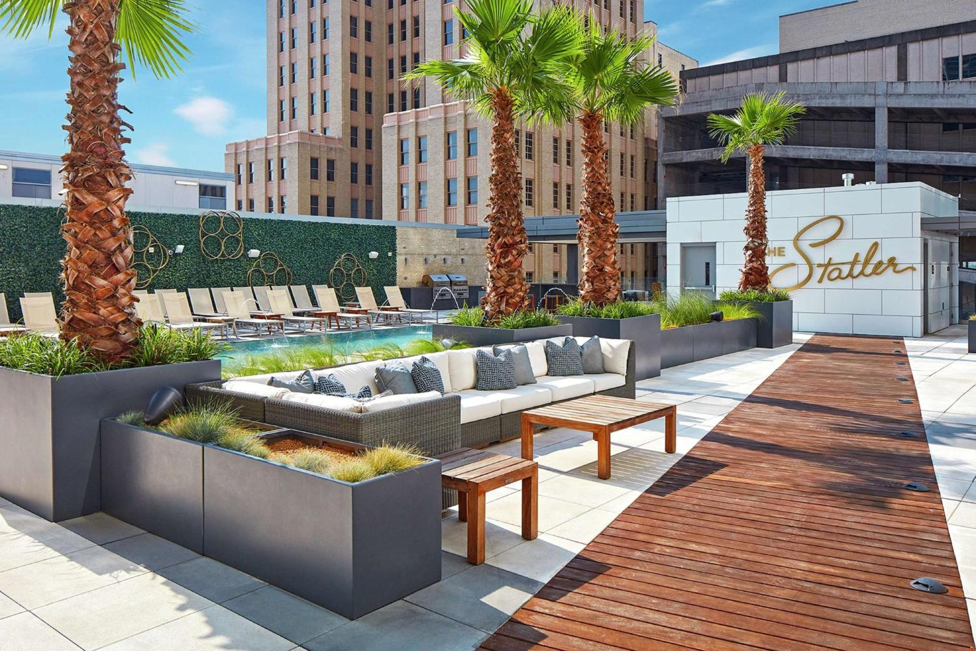 Hotel The Statler Dallas, Curio Collection By Hilton Dallas