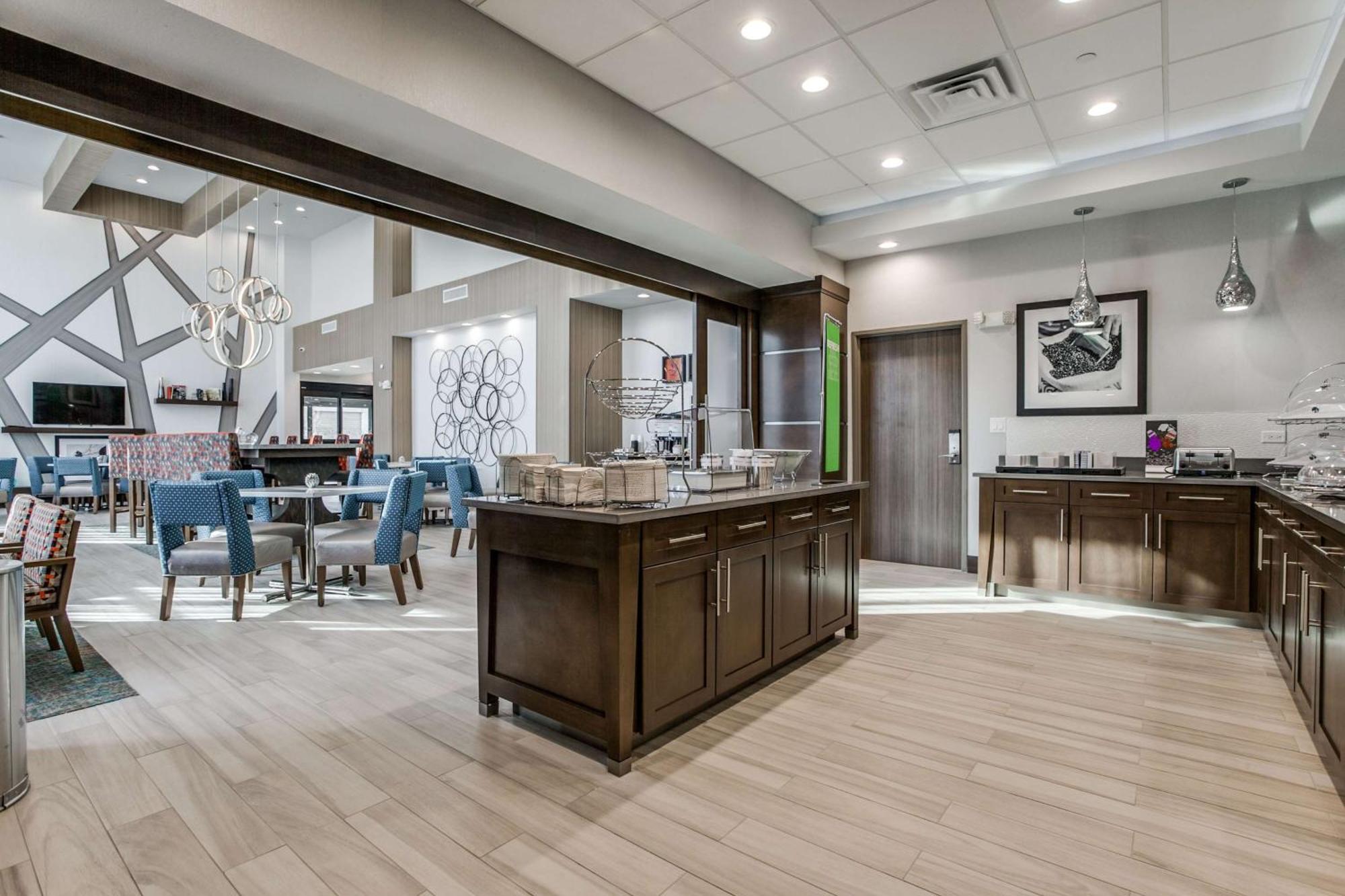 Hotel Hampton Inn & Suites Dallas-Central Expy/North Park Area Dallas