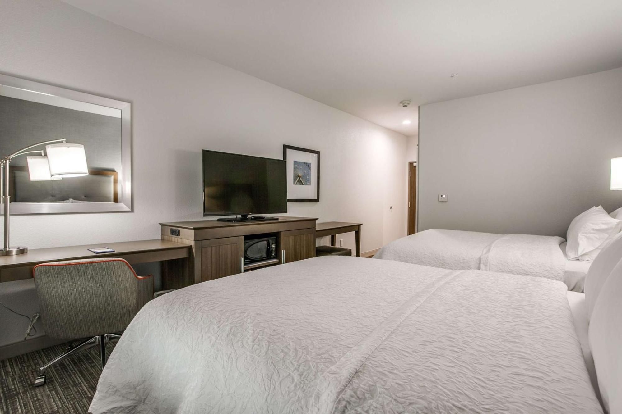 Hampton Inn & Suites Dallas-Central Expy/North Park Area Hotel Dallas