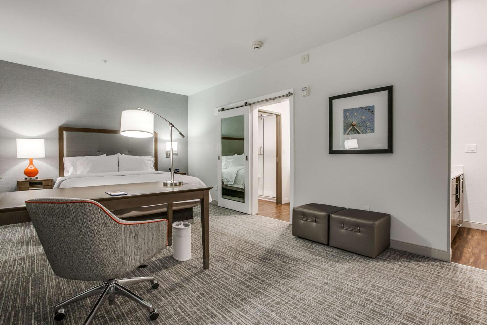 Hotel Hampton Inn & Suites Dallas-Central Expy/North Park Area