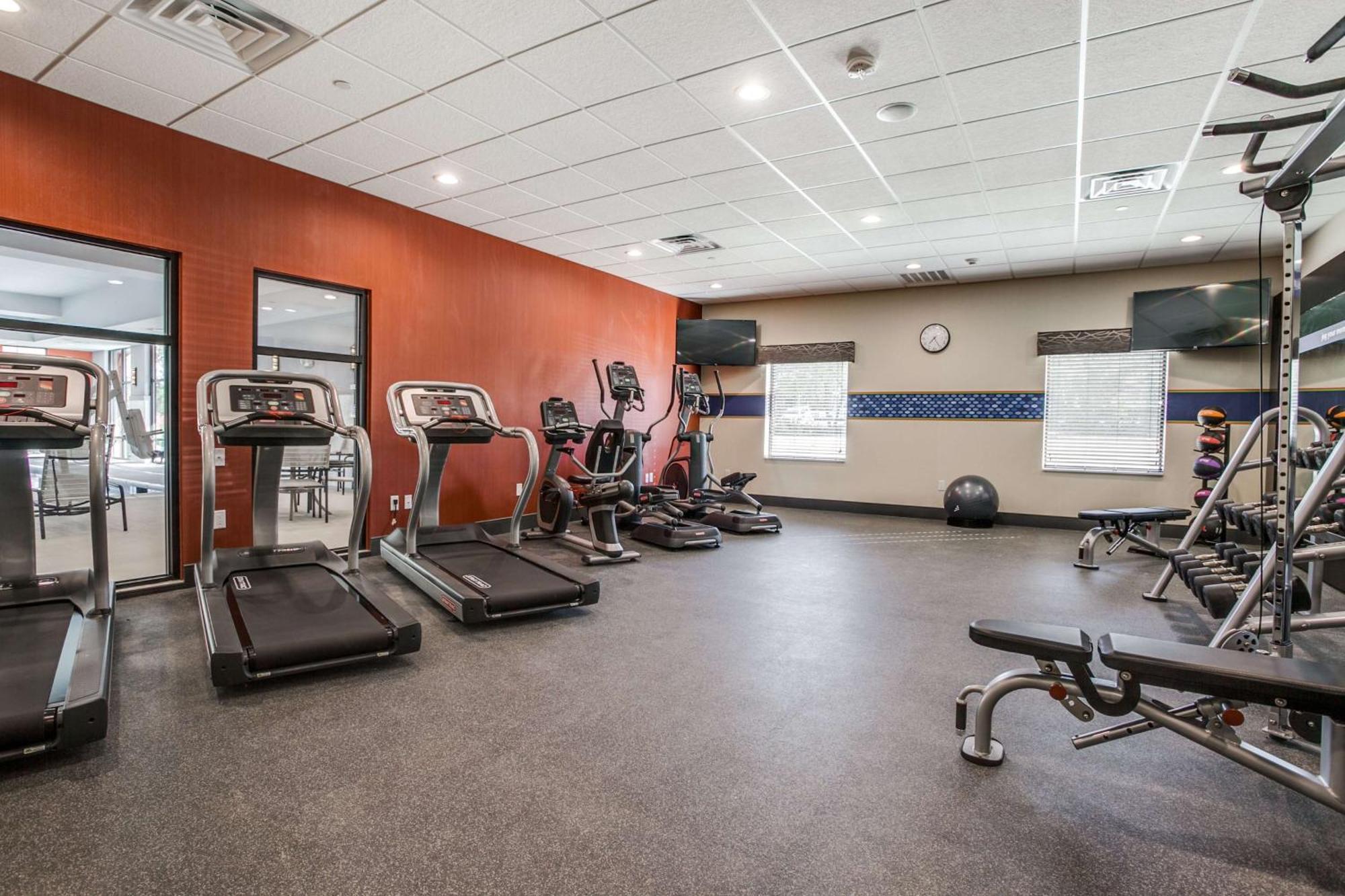 Hampton Inn & Suites Dallas-Central Expy/North Park Area 3*