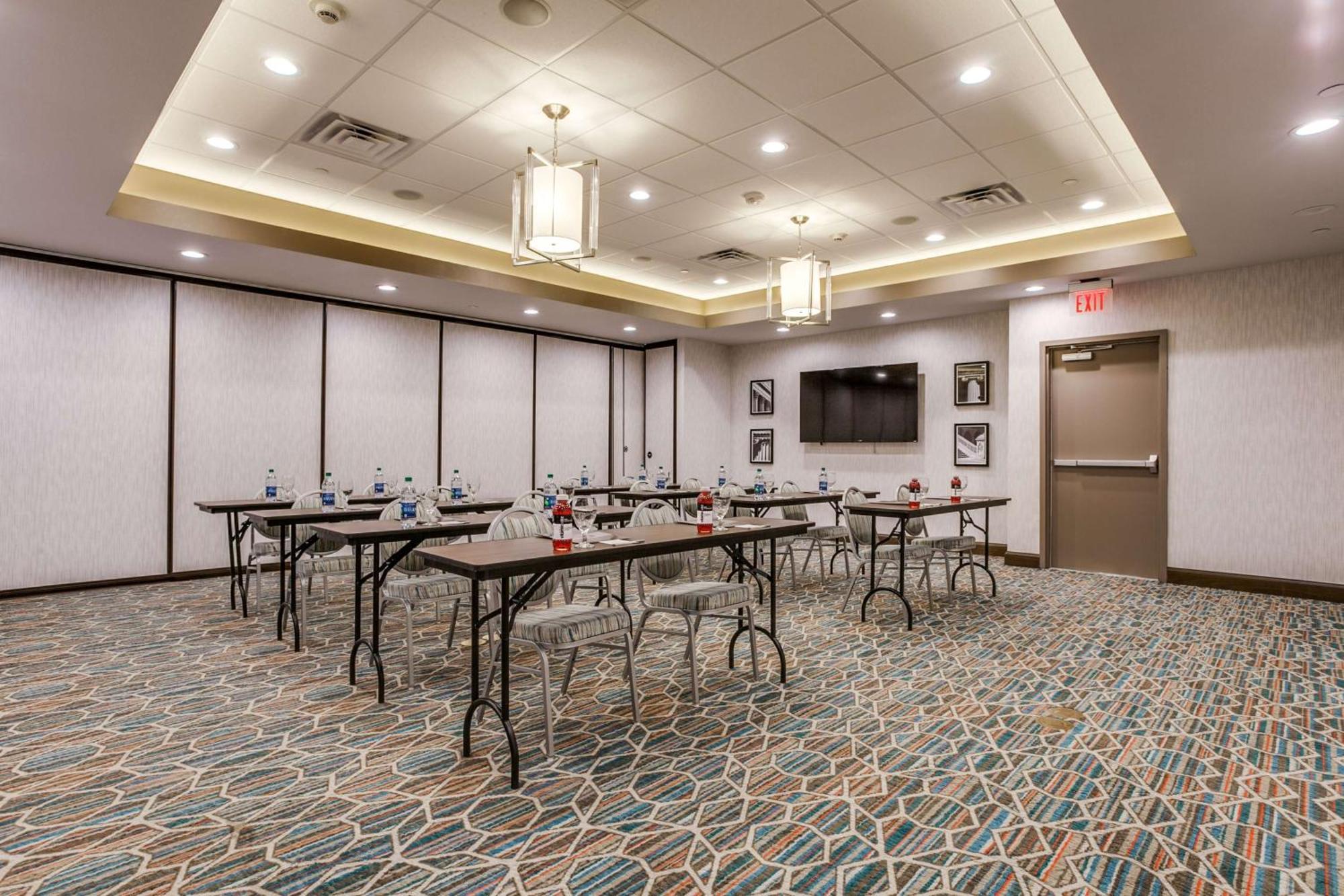 Hampton Inn & Suites Dallas-Central Expy/North Park Area Dallas