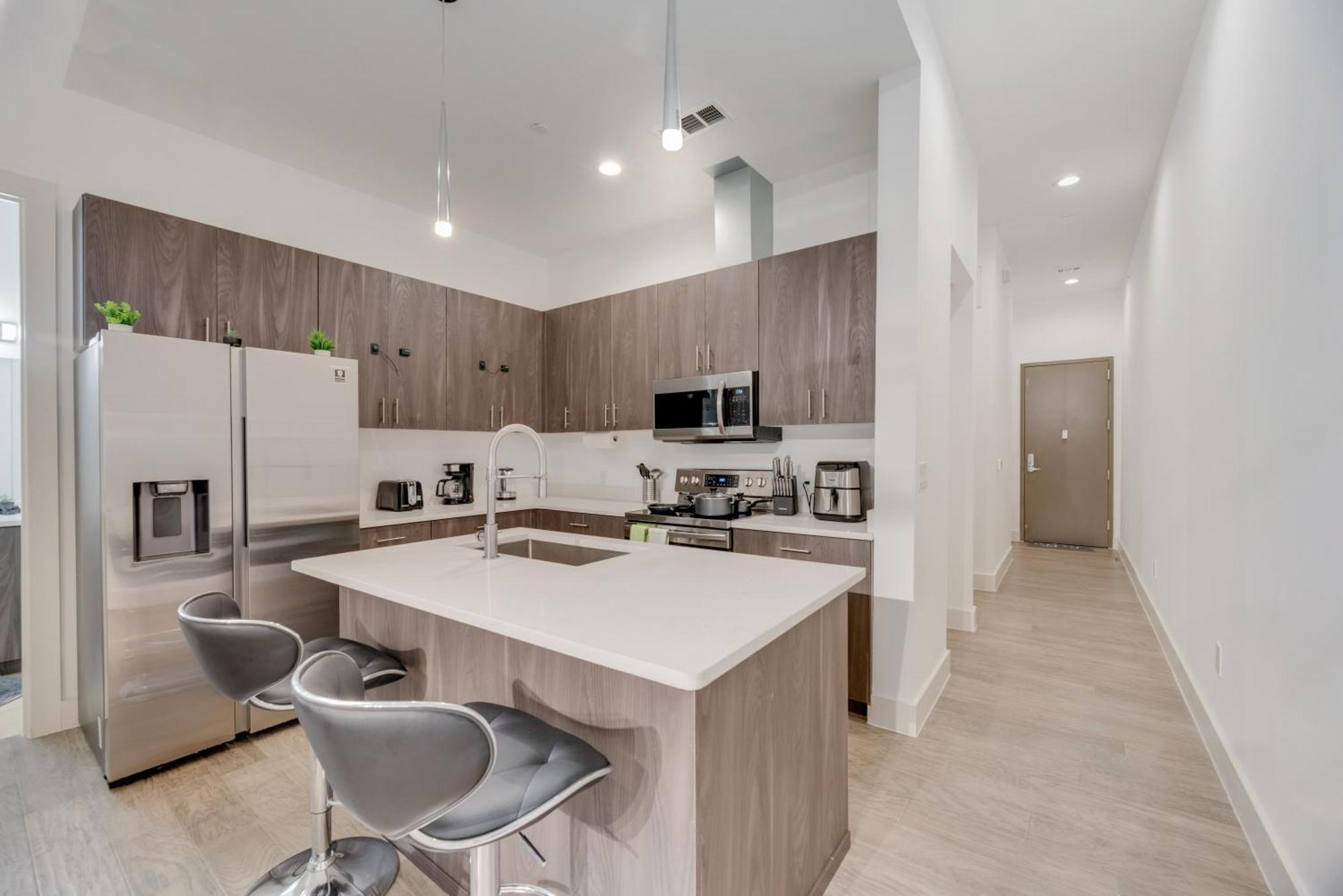 Apartment Snazzy Loft Style 2br I Gym I Parking I Workspace Dallas