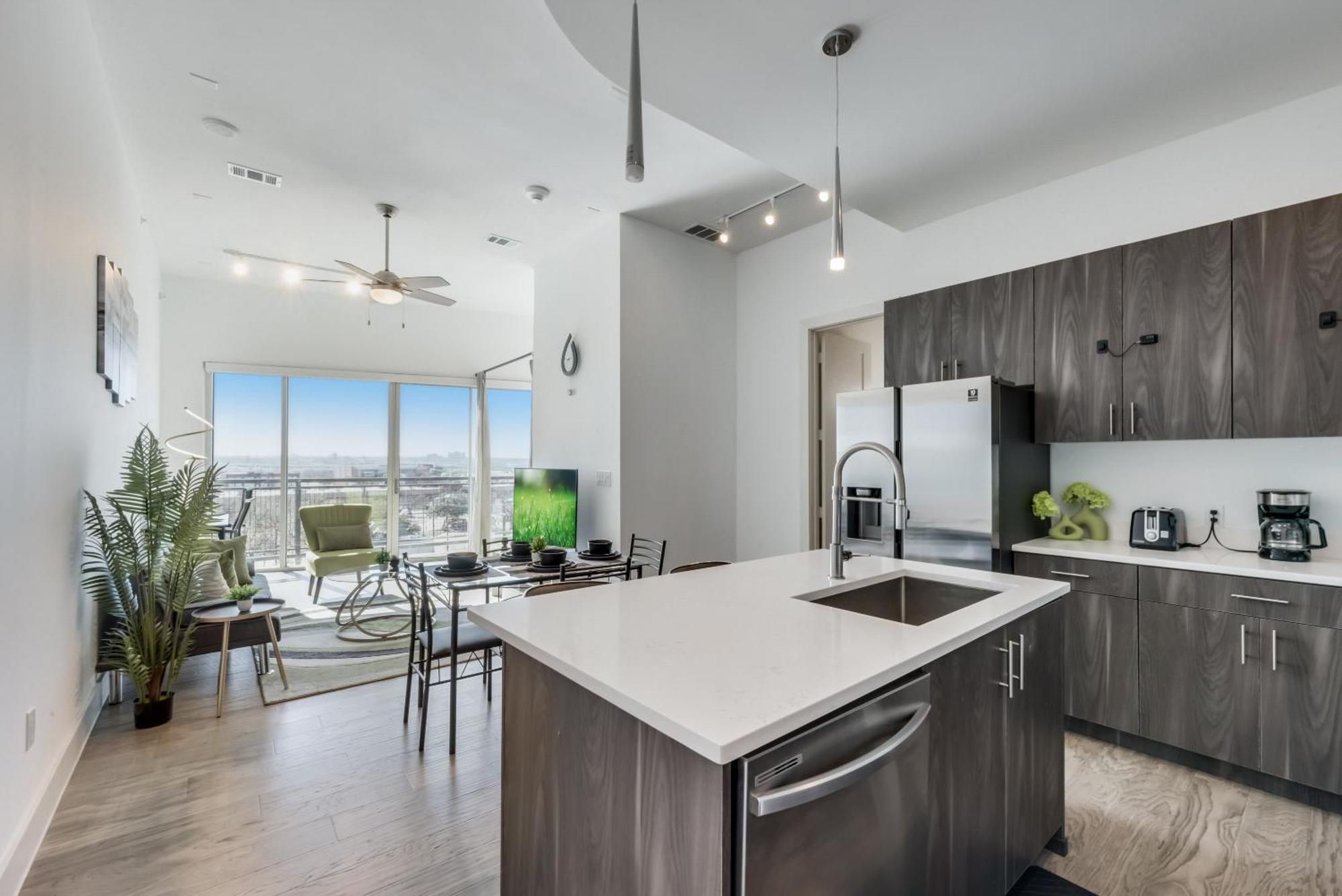 Apartment Snazzy Loft Style 2br I Gym I Parking I Workspace *