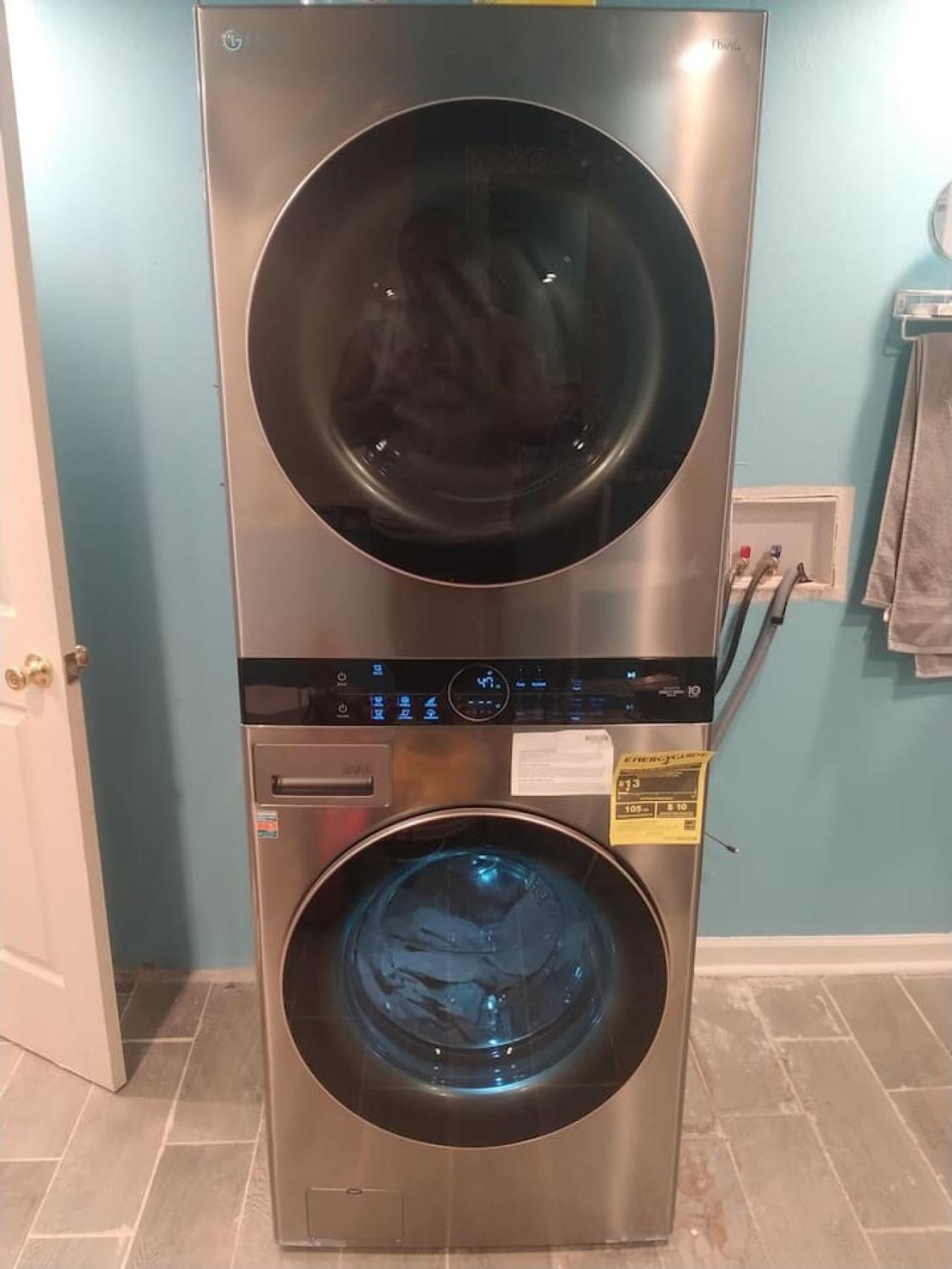 Adorable Spacious With Private Entrance * Dallas