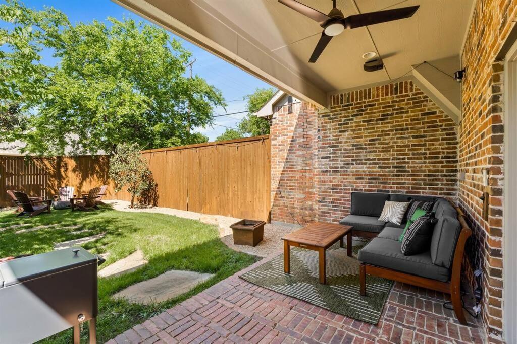 Holiday home Luxury 4br With Game And Fire Pit Dallas