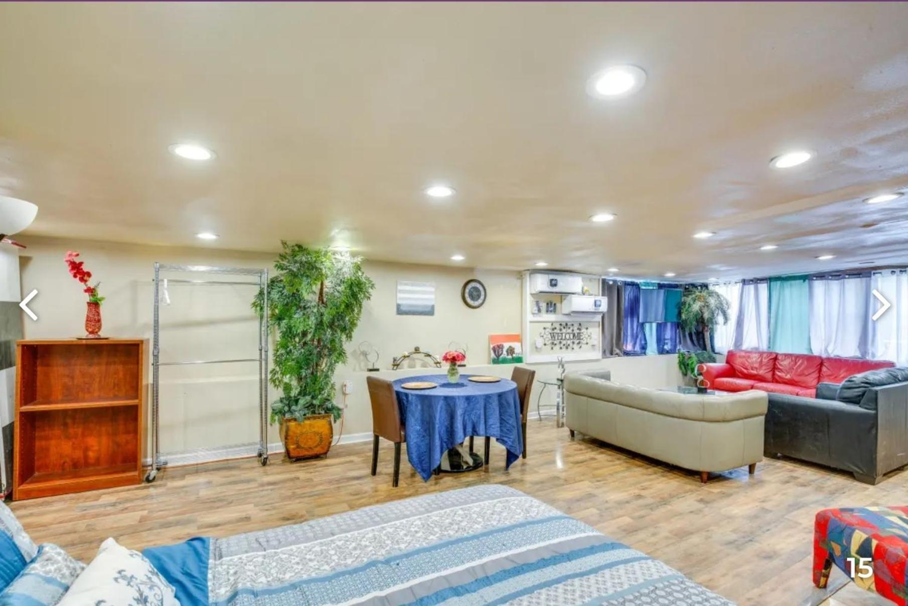 Adorable Spacious With Private Entrance