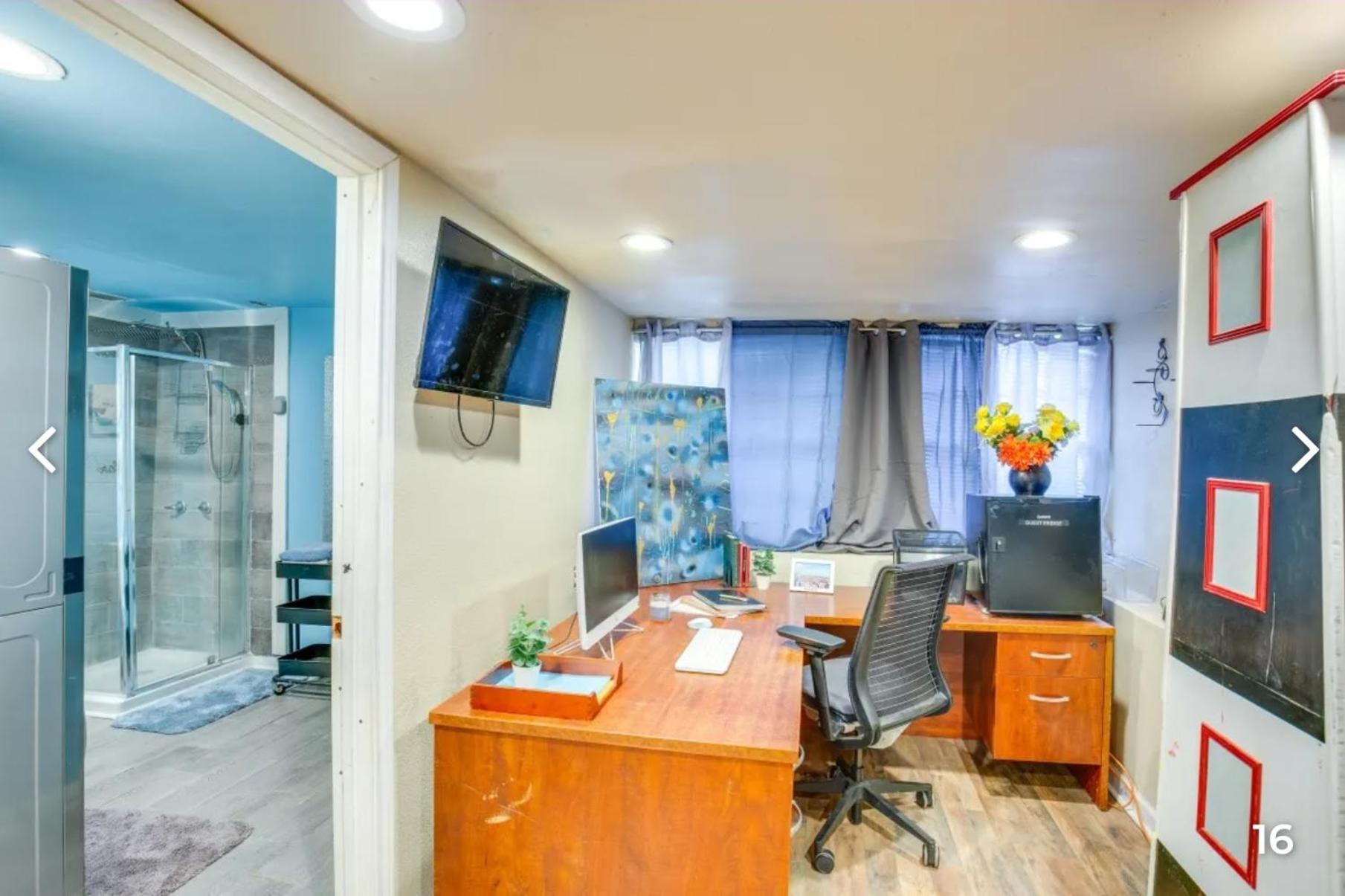 Adorable Spacious With Private Entrance Dallas