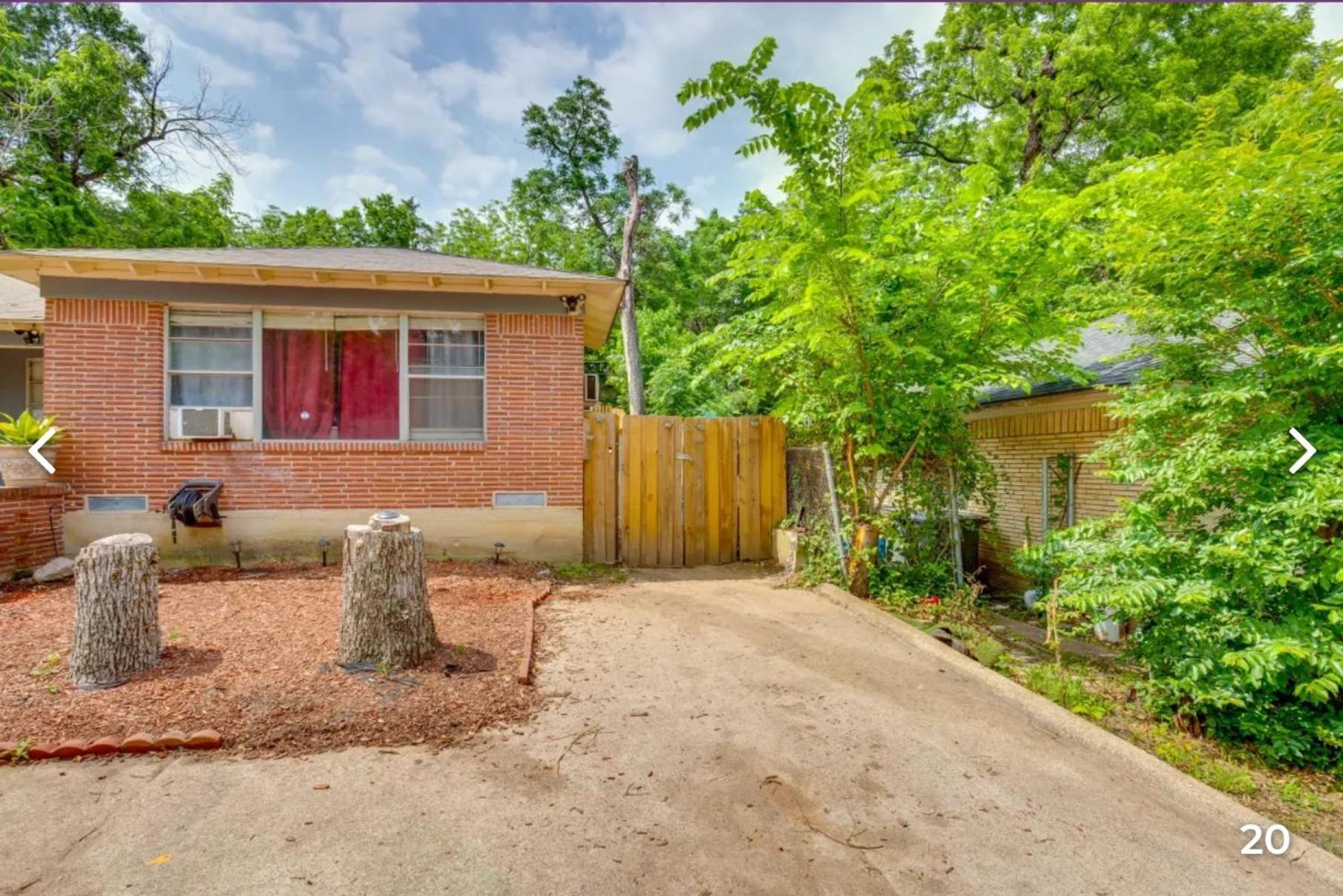 Apartment Adorable Spacious With Private Entrance Dallas