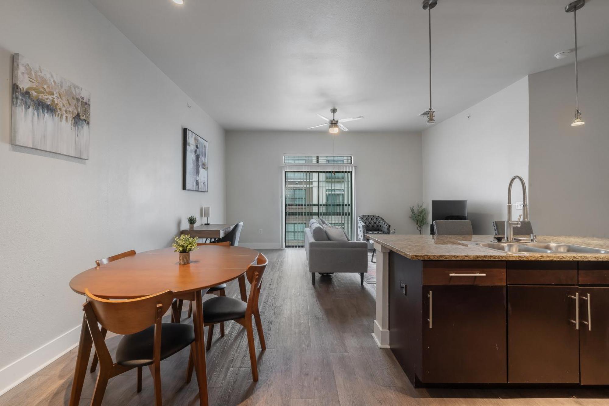 Apartamento Cs 4516 Lovely In Uptown Hub
