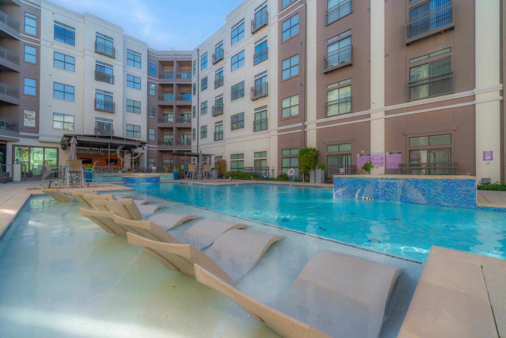 Cs 4516 Lovely In Uptown Hub Apartamento Dallas