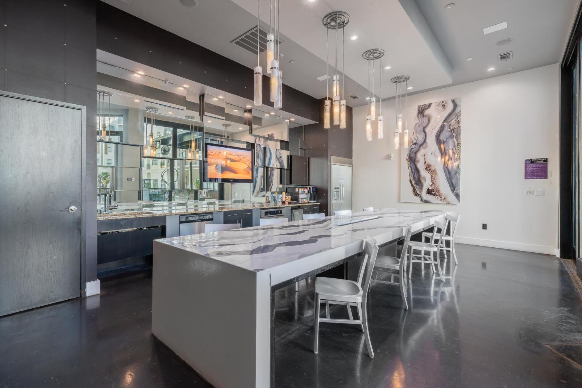 Apartamento Cs 4516 Lovely In Uptown Hub *