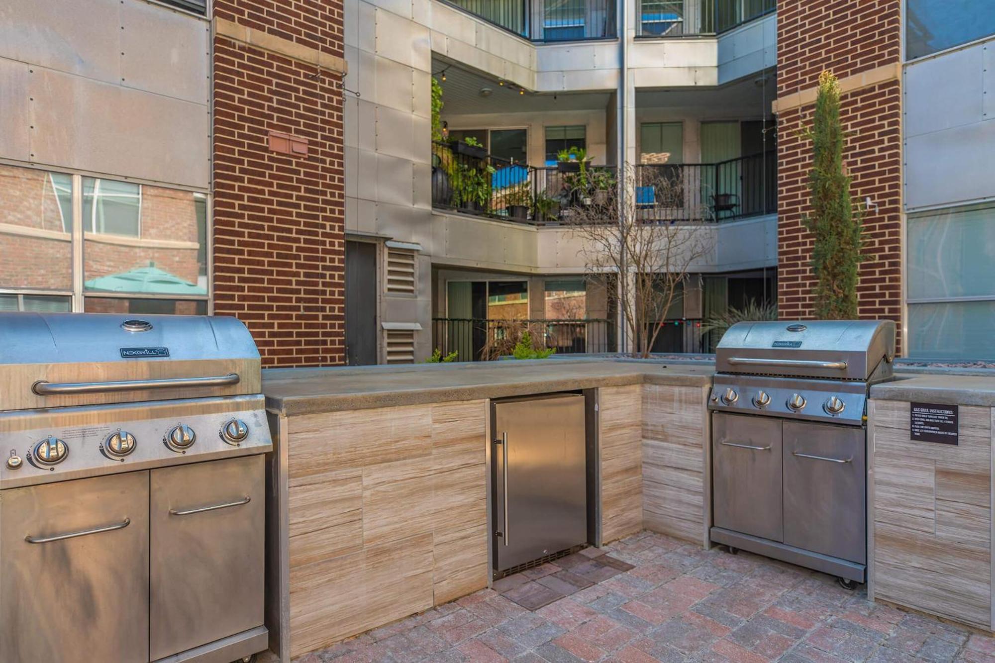 Loft Style 2br Apt I Center I Pool I Gym I Workspace I Pets * Dallas