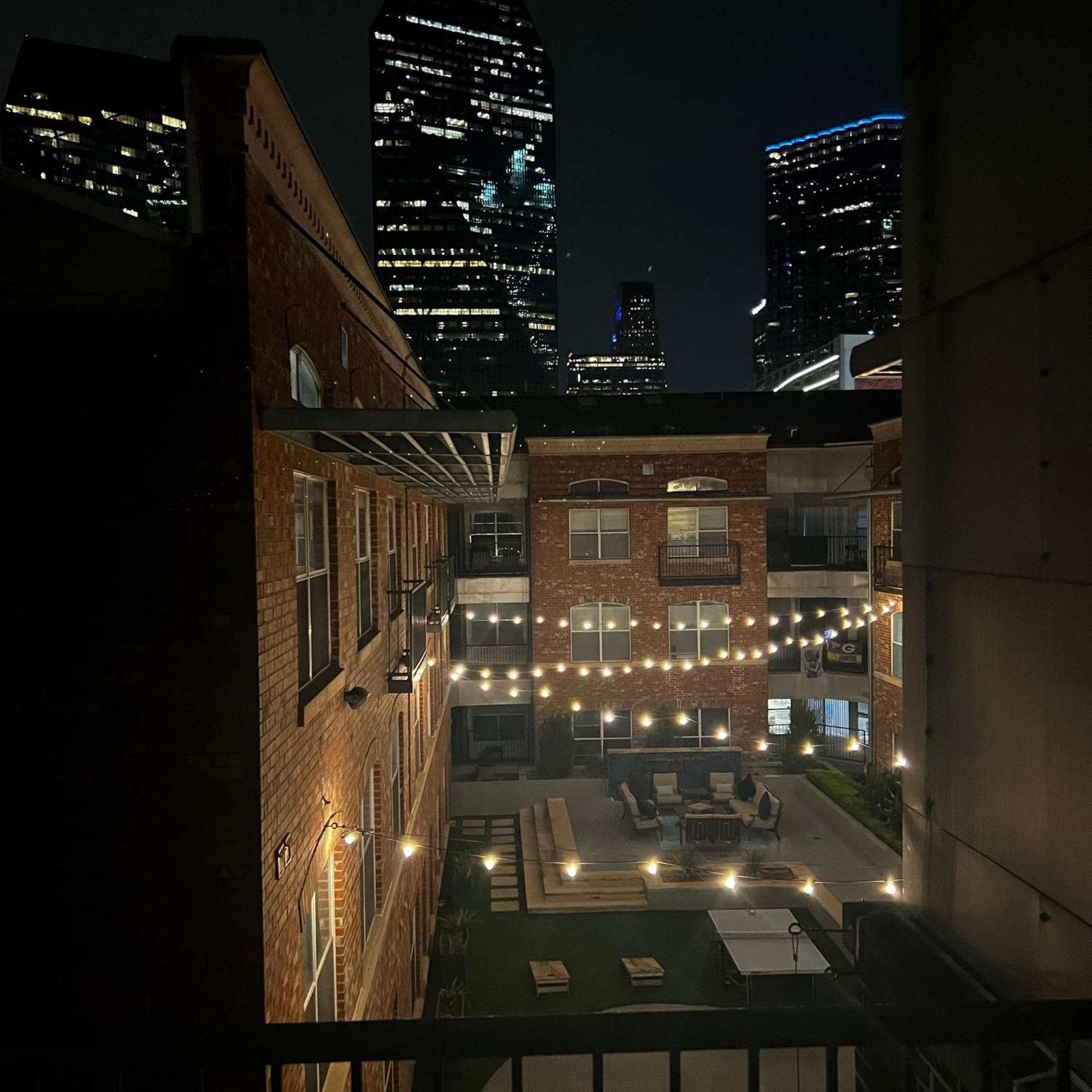 Loft Style 2br Apt I Center I Pool I Gym I Workspace I Pets Apartment