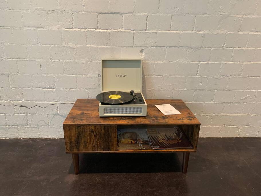 Apartment Deep Ellum Art Novea