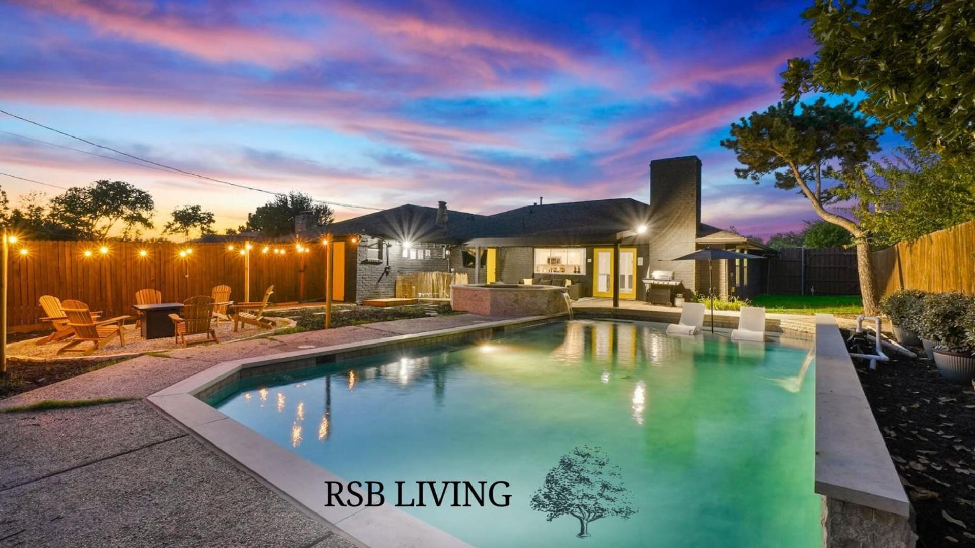 Posh 6br 2,5ba With Pool, Media-game & Hot Tub Holiday home