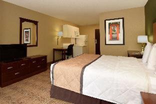 Extended America - - Greenville Avenue 2*