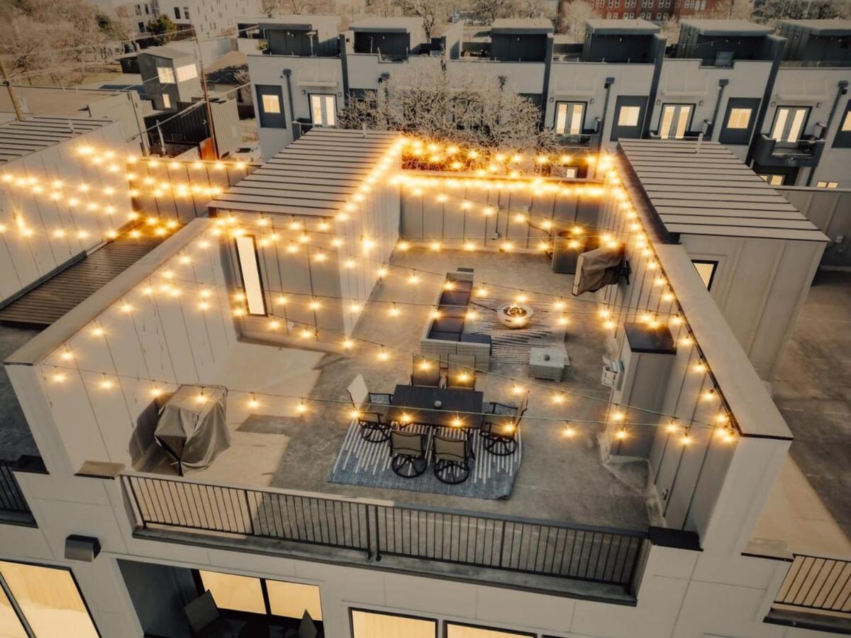 Holiday home 3-bd Luxury Living W Rooftop Garden Views *