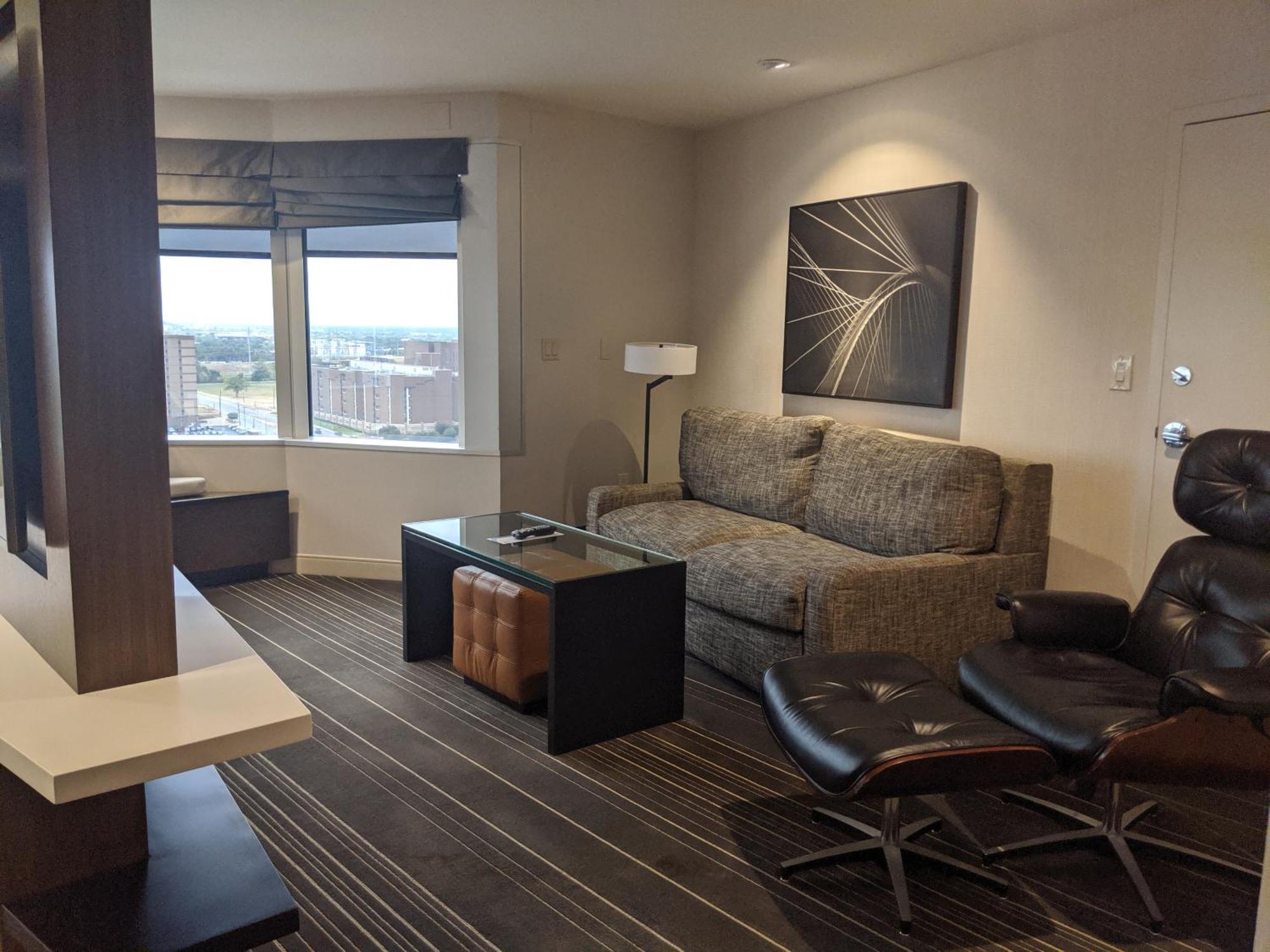 Hyatt Regency Hotel 4*