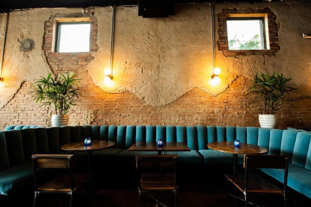 Deep Ellum - Adults Only Hostel *