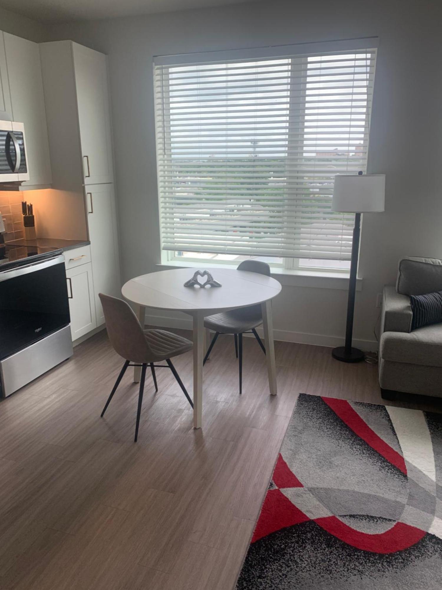 Entire Downtown Views! Apartamento