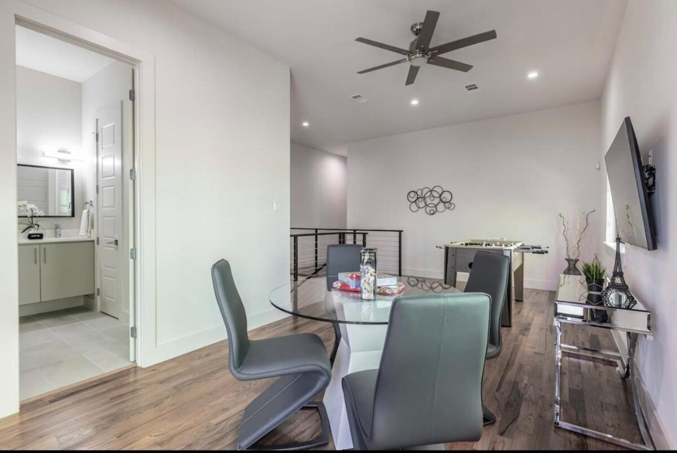 Townhouse Uptown Private Patio *