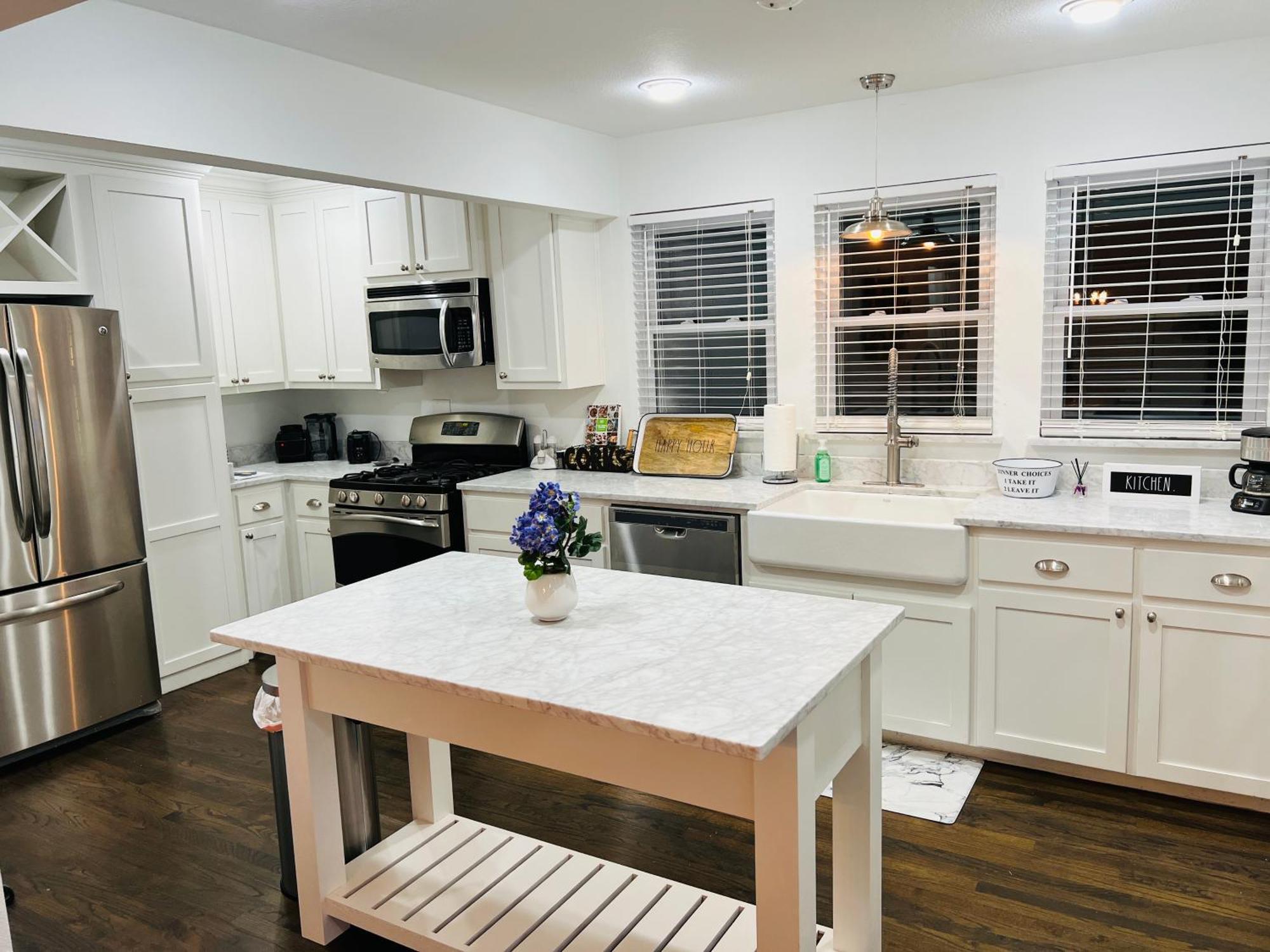 3br 2 Ba On M-street!