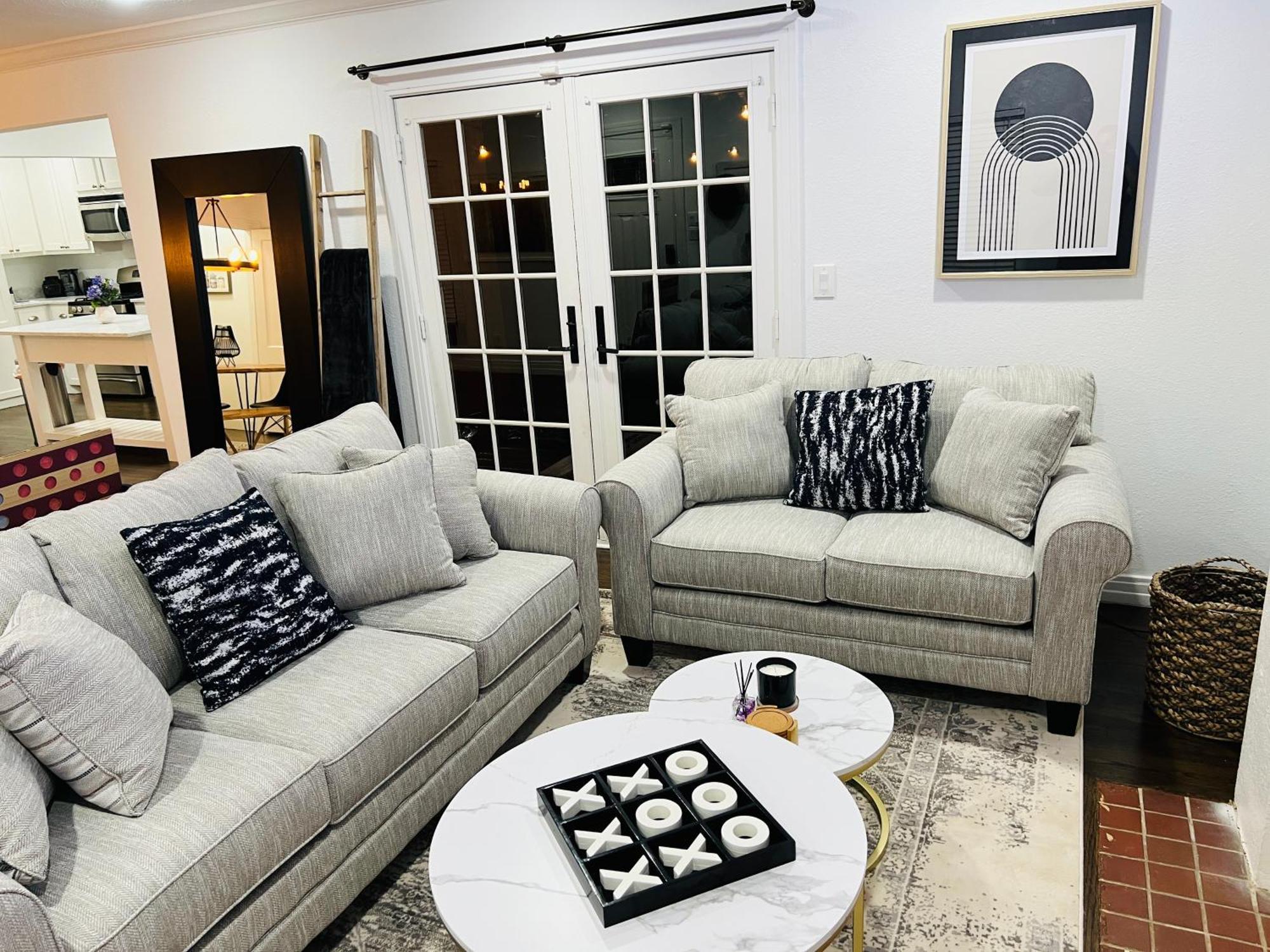 3br 2 Ba On M-street! Holiday home *