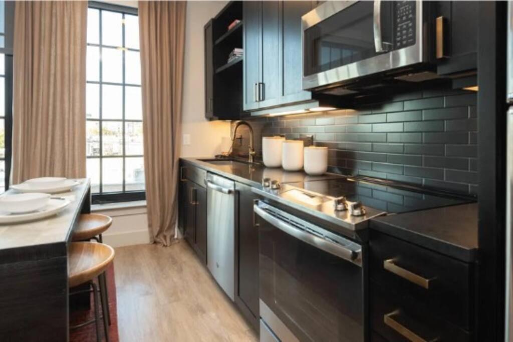 1 Bedroom Wifi Fitness Deep Ellum *