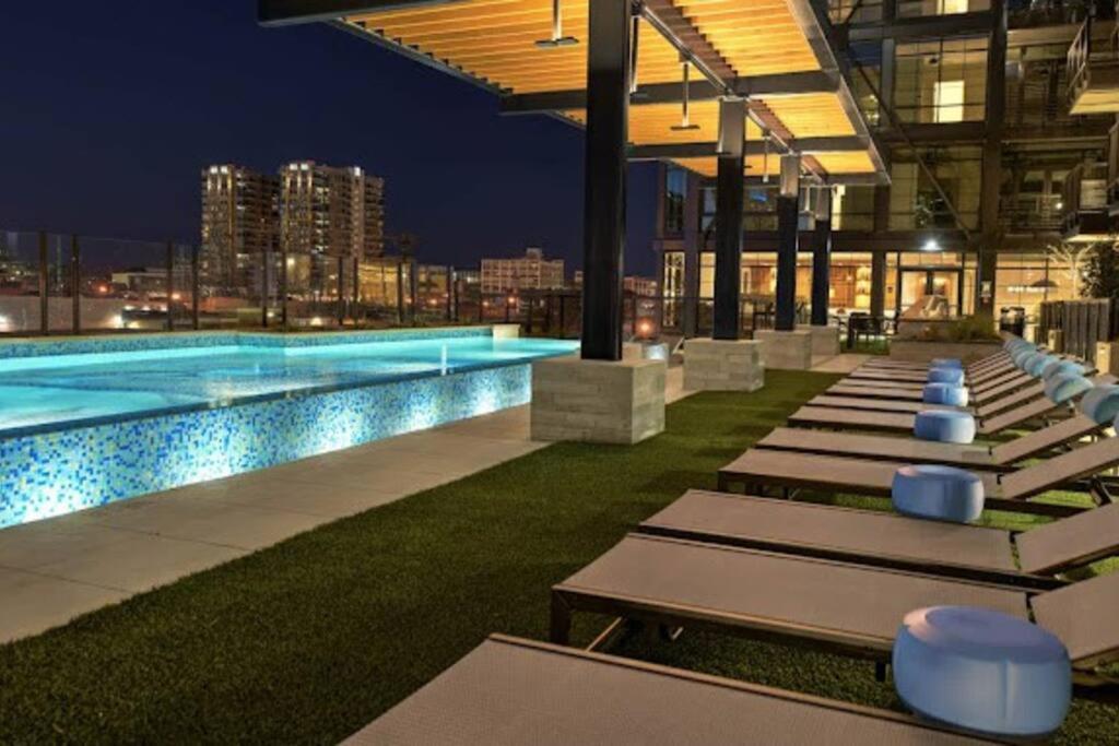 1 Bedroom Wifi Fitness Deep Ellum