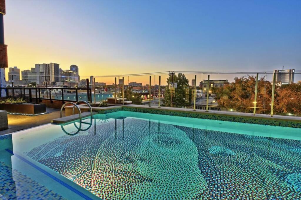 1 Bedroom Wifi Fitness Deep Ellum *