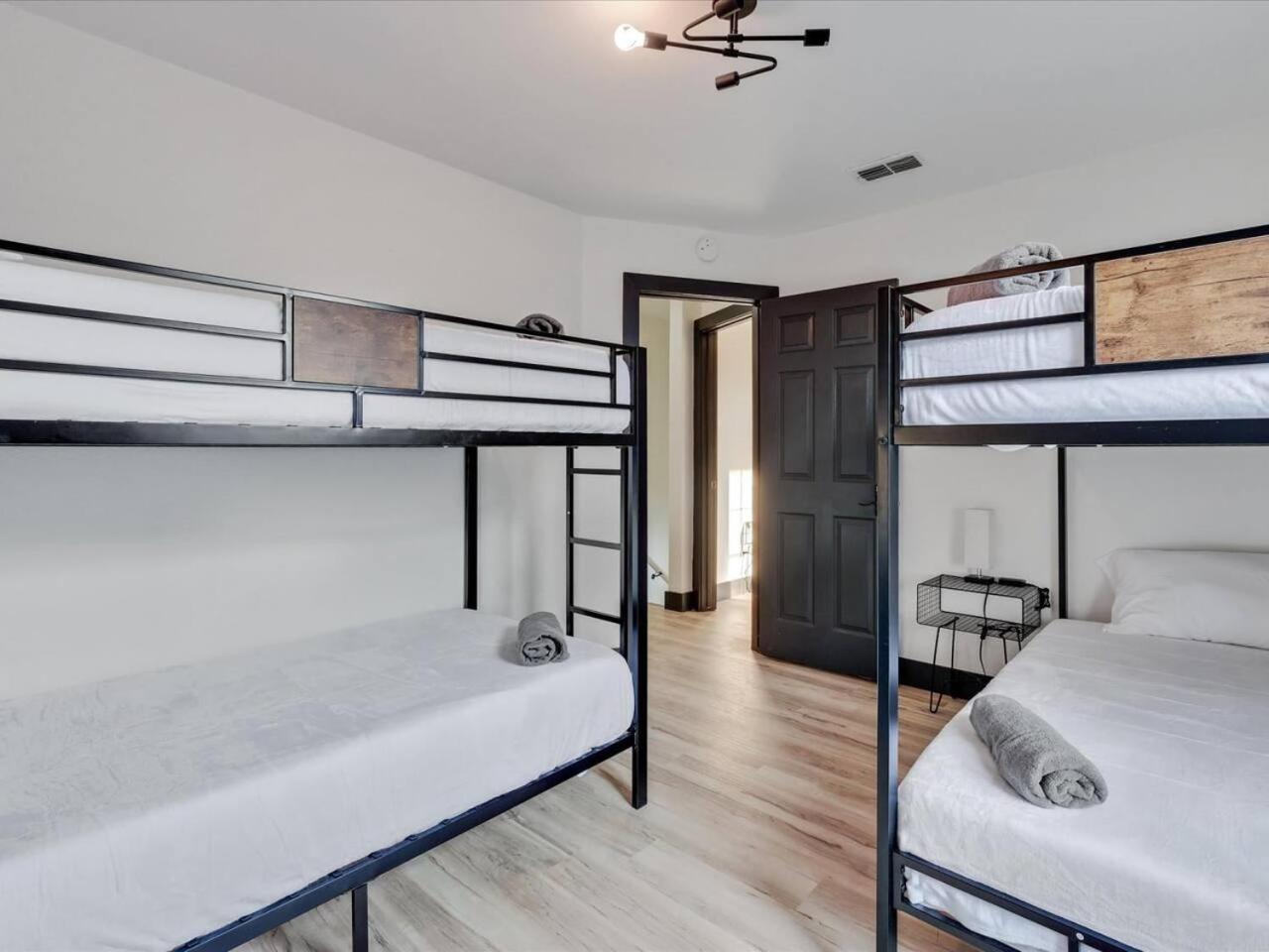 Modern 5br Mountain View W Pool, Fire Pit, 16 Ppl