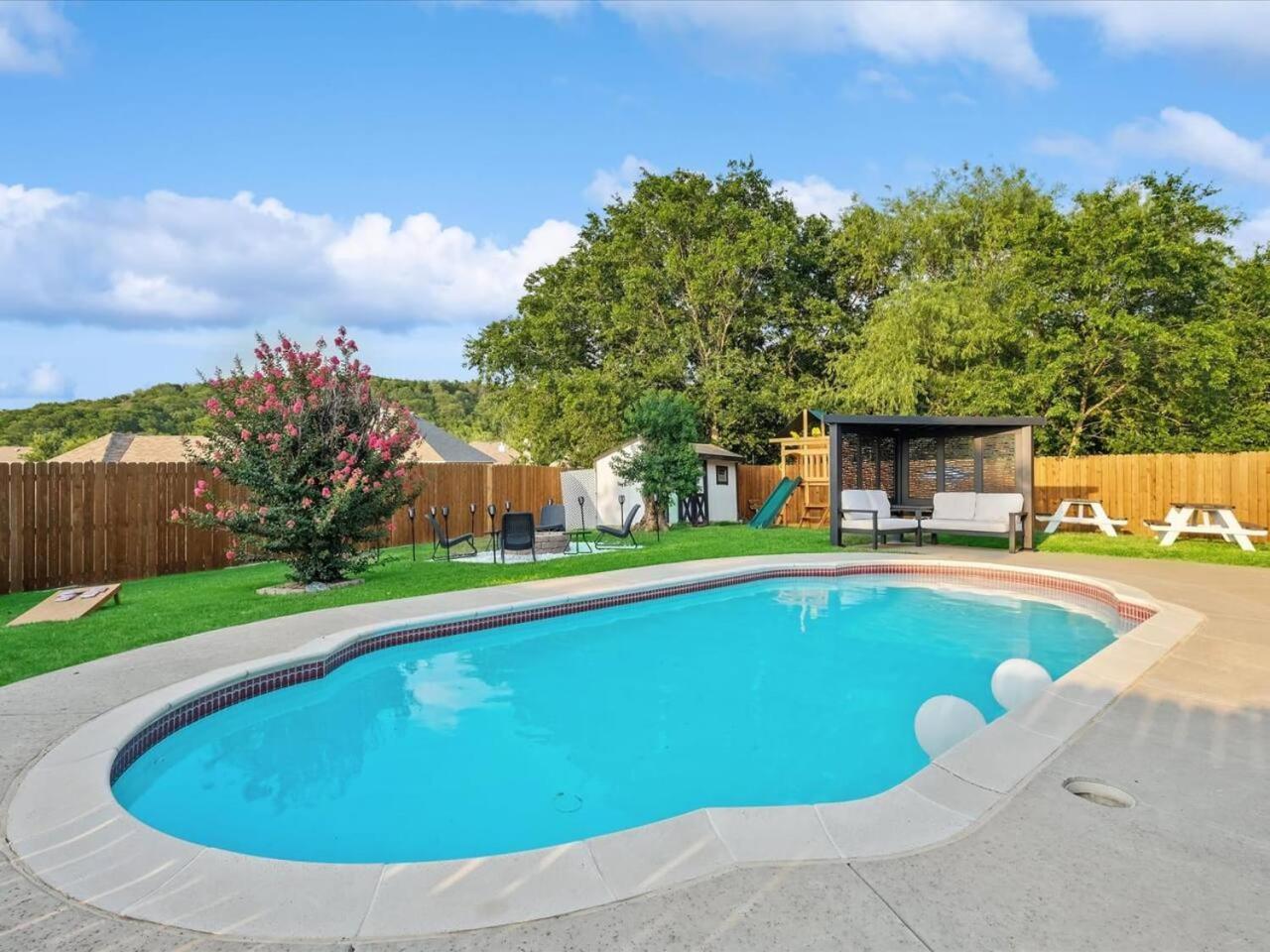 Villa Modern 5br Mountain View W Pool, Fire Pit, 16 Ppl