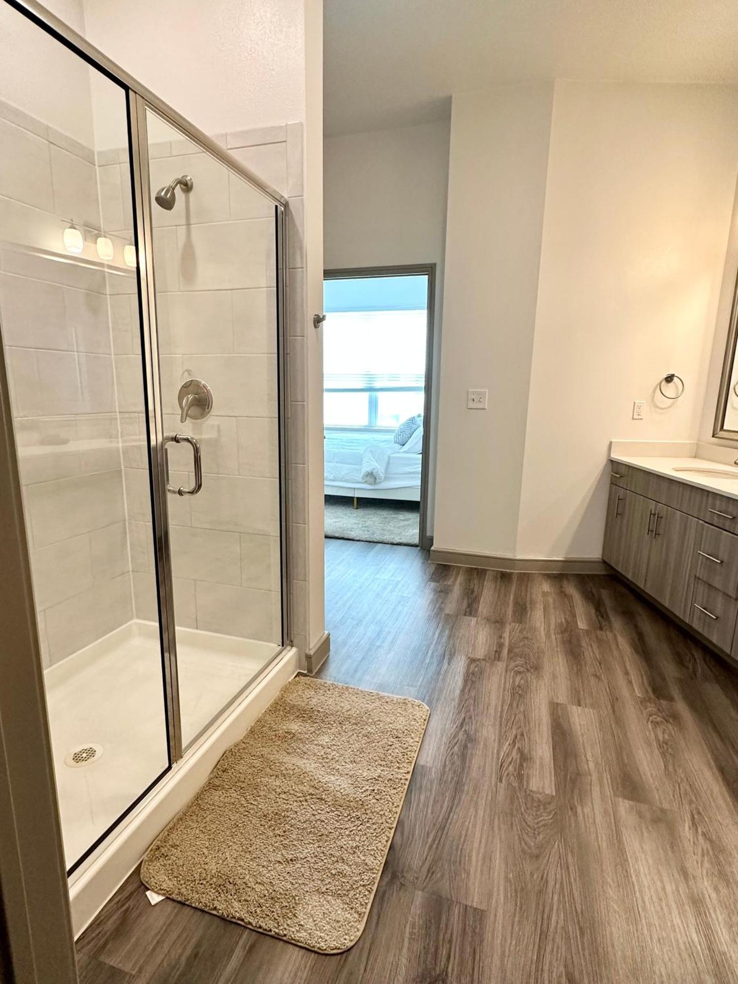 2br 2bth Luxury Minutes From Field Airport Apartment Dallas