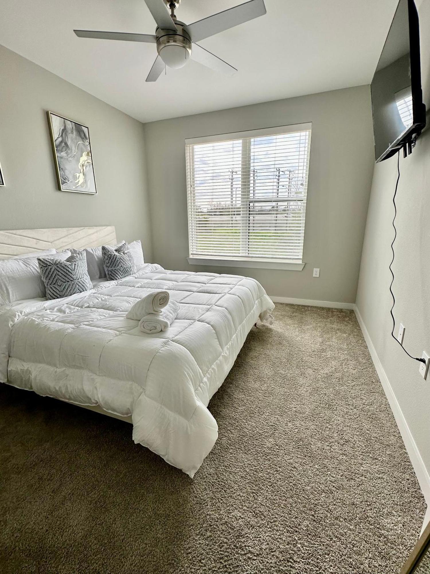 Apartment 2br 2bth Luxury Minutes From Field Airport Dallas
