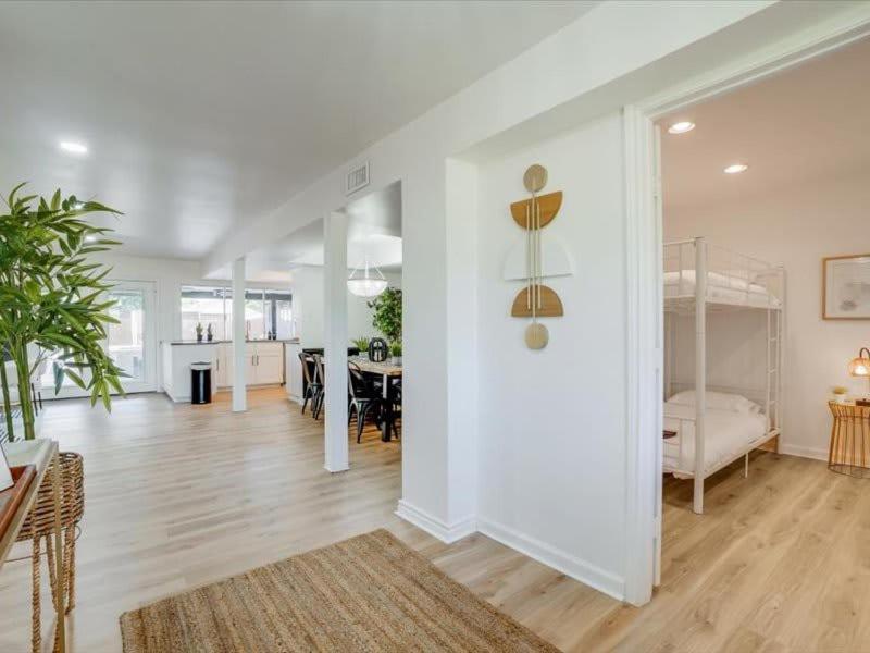 Posh 6br 2,5ba With Pool, Media-game & Hot Tub *
